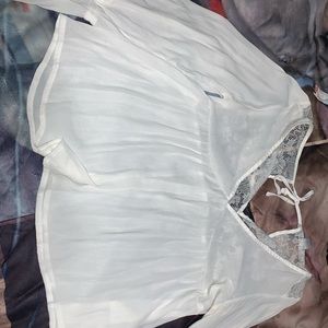 Long sleeve lace shirt